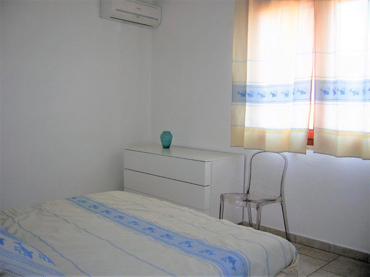 Appartamento Nel Cuore Di Villasimius 1 Piano Exteriör bild